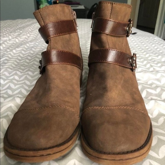 Bootie - Picture 2 of 5